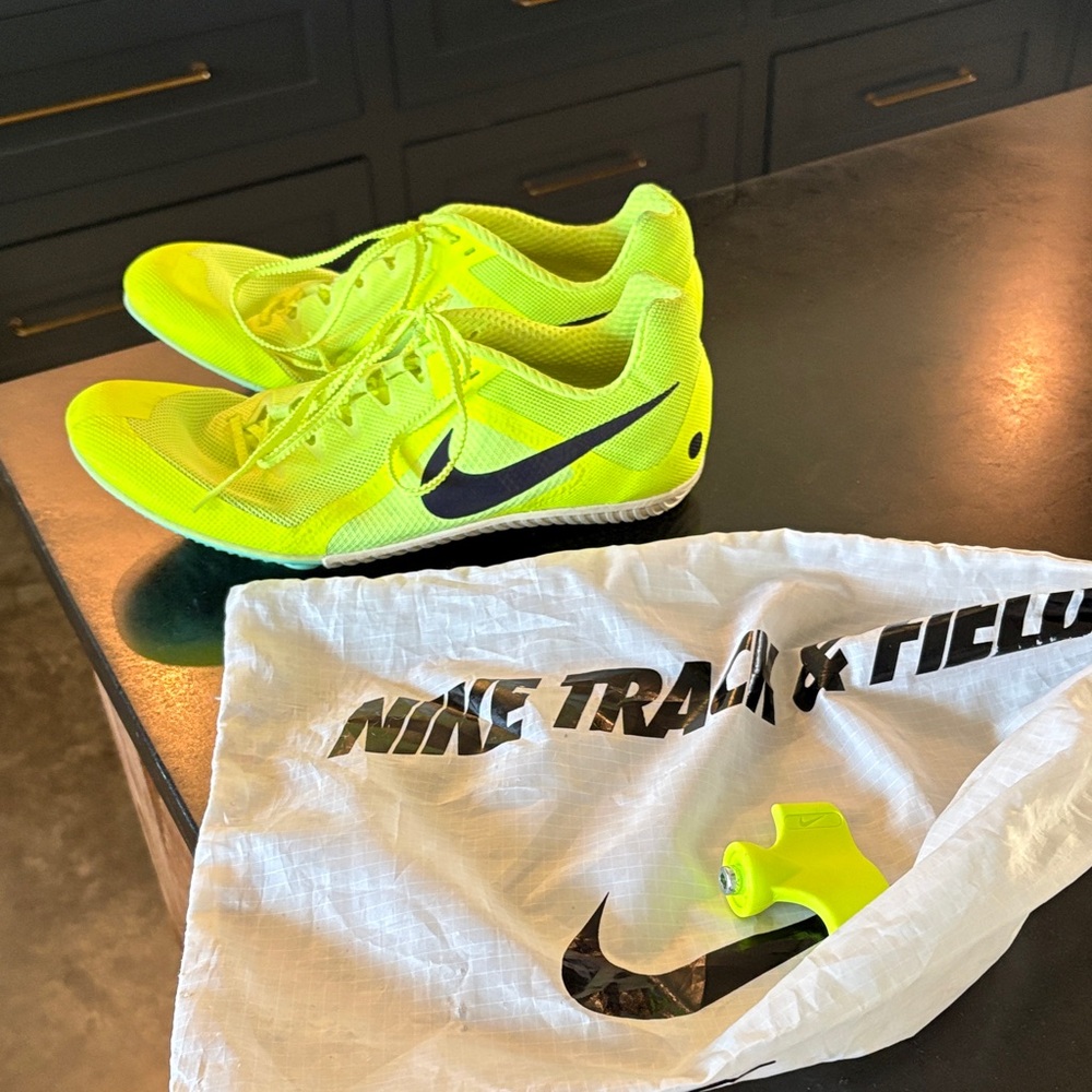 Nike Unisex Zoom Rival Multi Track and Field Shoes (Men’s 10.5)